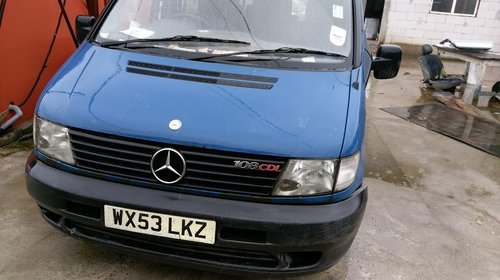 Dezmembrez Mercedes Vito 108 2.2 CDI 2002