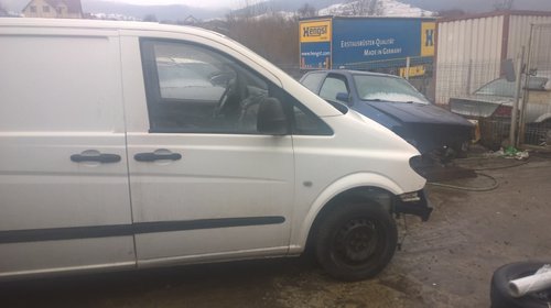 Dezmembrez mercedes vito 109 cdi an 2006 faruri capota tragar radiatoare parbriz