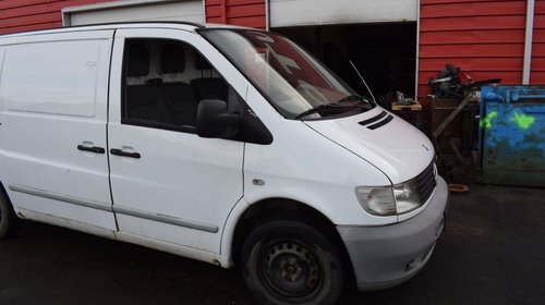 Dezmembrez Mercedes Vito 110 CDI 2.2 D 90KW 638 1999 547