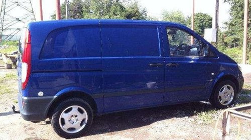 Dezmembrez Mercedes Vito 2.2 CDI an 2005