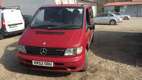 Dezmembrez Mercedes Vito 2.2 diesel an 2002