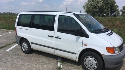 Dezmembrez Mercedes Vito 2.2CDI an 2001