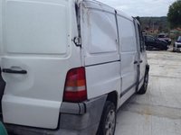 Dezmembrez mercedes vito 2003