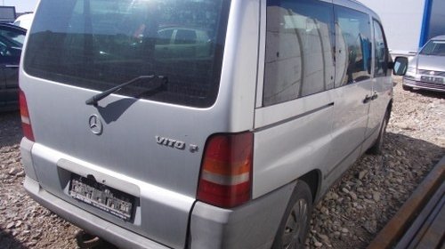 Dezmembrez Mercedes Vito ,an 2000