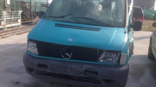 Dezmembrez Mercedes Vito an 2002 motor 2,2 CD