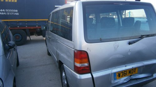 Dezmembrez Mercedes Vito din 1999, 2.2 cdi