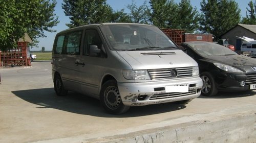 Dezmembrez Mercedes Vito din 2003, 2.2d,