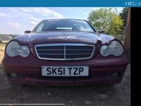 Dezmembrez Mercedes W203 classe motor 2.0 benzina limuzina