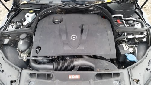 Dezmembrez Mercedes W204 - C 220 CDI