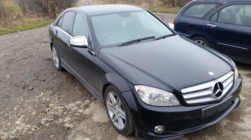 Dezmembrez Mercedes W204 - C220  CDI