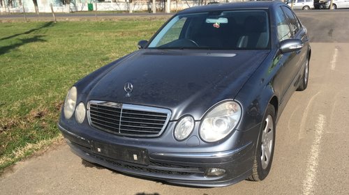 Dezmembrez mercedes w211 3.0 d v6