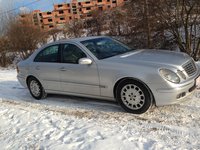 Dezmembrez mercedes w211 e class 2.2 cdi 150 cp an 2005