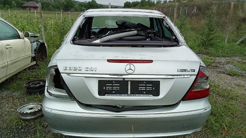 Dezmembrez Mercedes w211 E320 CDI EVO, an fabricatie 2006