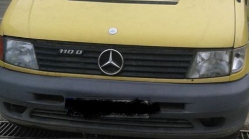 Dezmembrez Mercedes Vito 1997