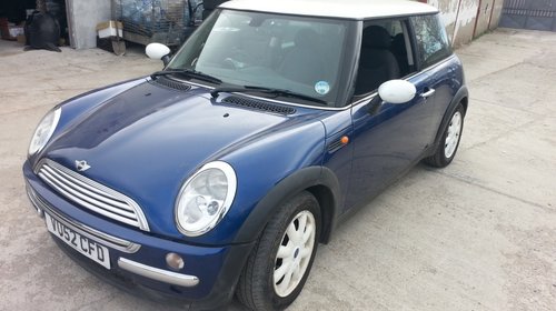 Dezmembrez MINI 1.6i