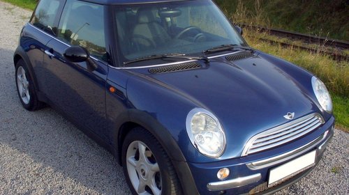 Dezmembrez Mini Cooper 1.4D an 2003