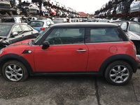 Dezmembrez Mini Cooper 2007 Hatchback 1.6 benzina