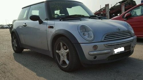 Dezmembrez Mini Cooper, an 2003, 1.6 benzina