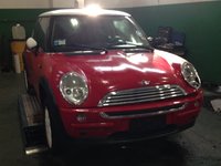 Dezmembrez mini cooper one