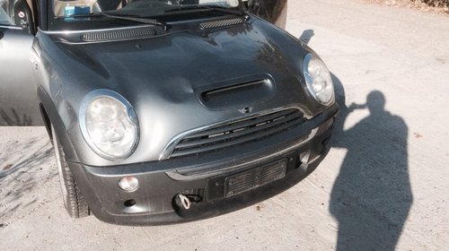 Dezmembrez MINI COOPER S R53 R52