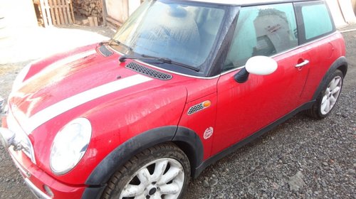 Dezmembrez Mini One D 1.6 66kw 90cp 2003