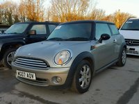 Dezmembrez Mini cooper 1.4benzina 2007