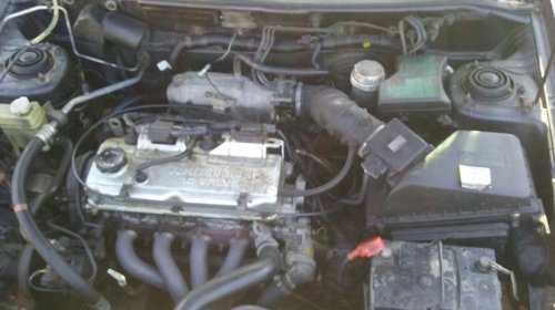 Dezmembrez Mitsubishi Carisma 1.6 16v 1998