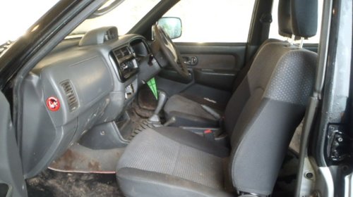 Dezmembrez Mitsubishi L200 din 2002, 2.5d,