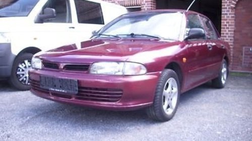 Dezmembrez Mitsubishi lancer