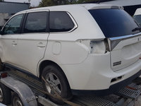 Dezmembrez Mitsubishi Outlander 2.2 Di-D 150 CP 4N14 cutie de viteze automata