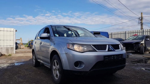 Dezmembrez Mitsubishi Outlander 2 BSY motor 2