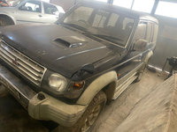 Dezmembrez mitsubishi pajero 2.8 td cutie automata