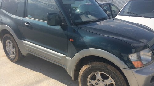 Dezmembrez mitsubishi pajero 2003 3.2