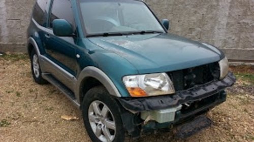 Dezmembrez mitsubishi pajero 3.2 2003