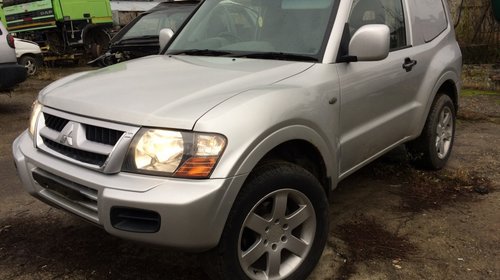 Dezmembrez Mitsubishi Pajero 3.2 DID model 2 