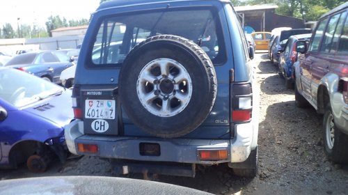 Dezmembrez Mitsubishi Pajero an 2001, motor 2800 cc, diesel