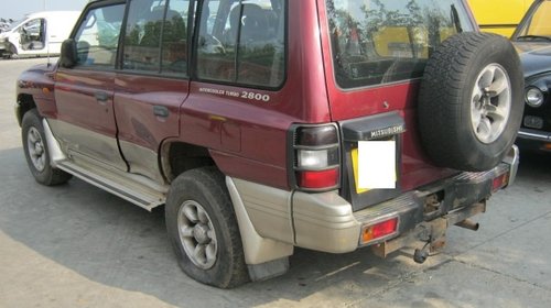 Dezmembrez Mitsubishi Pajero din 1998, 2.8d