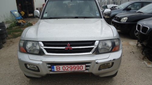 Dezmembrez Mitsubishi Pajero din 2001-2004, 3