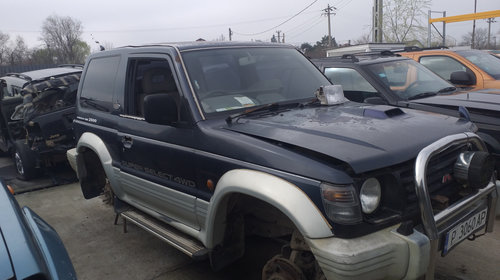 Dezmembrez Mitsubishi Pajero mk2 2.8D