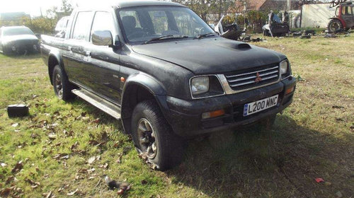 Dezmembrez Mitsubishi Pajero MK2 MK1 MK3 2.5td 3.2 DID 3.0 V6 piese