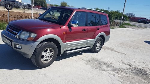 Dezmembrez mitsubishi pajero shogun 3.2 di-d 