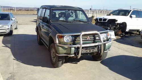 Dezmembrez mitsubshi pajero motor 3500 benzina v6 an fabr 1998 volan stinga