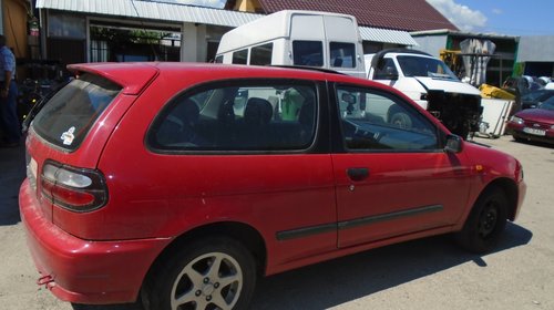 Dezmembrez Nissan Almera 1994, 1,4 Benzina