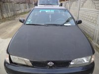 Dezmembrez nissan almera din 1997