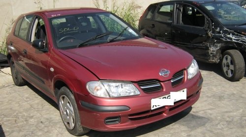 Dezmembrez Nissan Almera din 2000 1.5b,