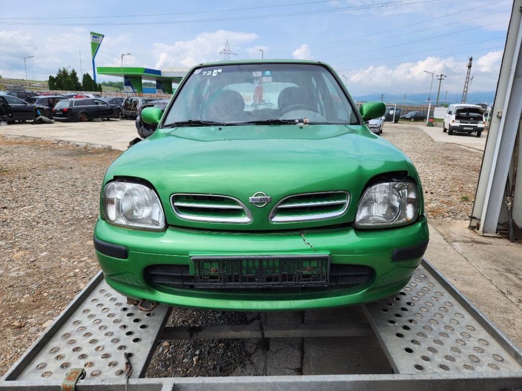 Dezmembrez Nissan Micra 1998 Hatchback 1.3 benzină 55kw piese auto