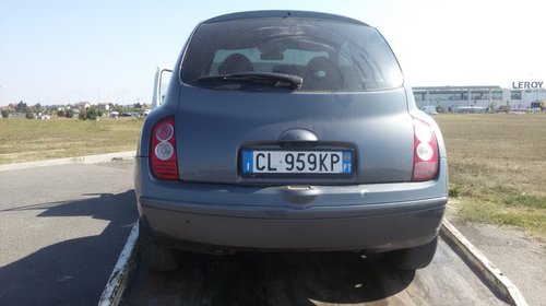 Dezmembrez Nissan Micra K12