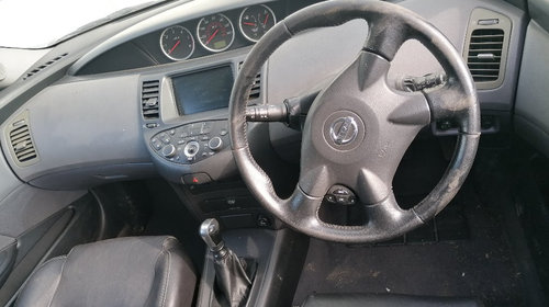 Dezmembrez Nissan Primera 2003 hatchback 2.2