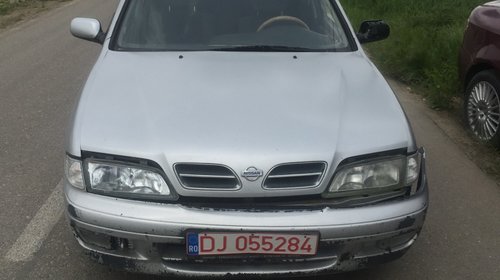 Dezmembrez nissan primera din 1998 motor 2.0 