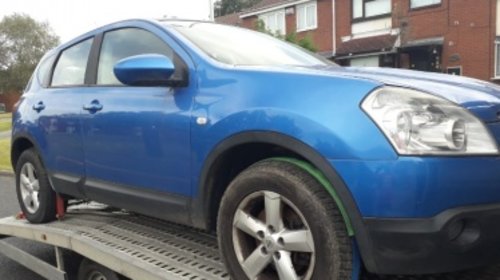 Dezmembrez Nissan QASHQAI 2007